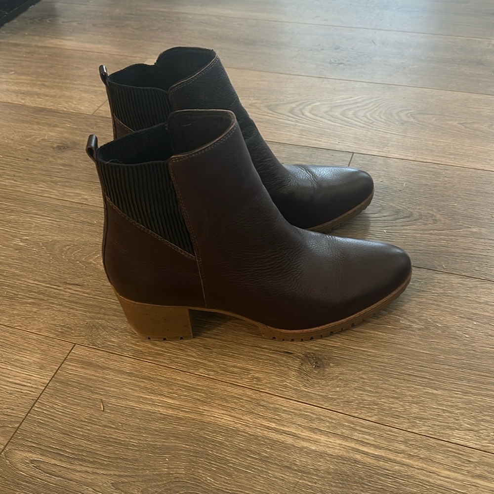 Dr Scholl’s Brown Boots